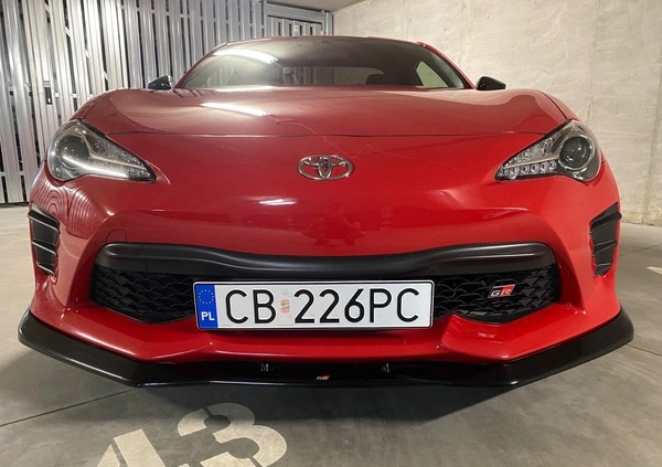 Toyota GT86 cena 105000 przebieg: 35000, rok produkcji 2017 z Bydgoszcz małe 326